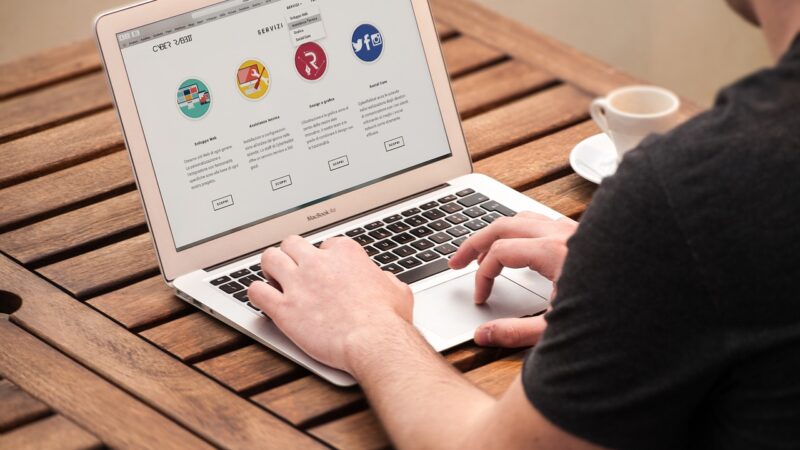 6 mind-blowing strategies to create an awesome logo for a new website