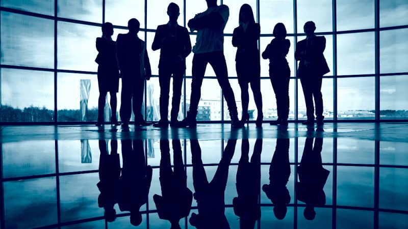 How does a clean office affect happiness of employees?