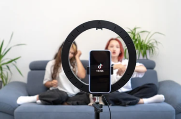 TikTok Reaction Videos: Tips for Creating Trending Reaction Videos